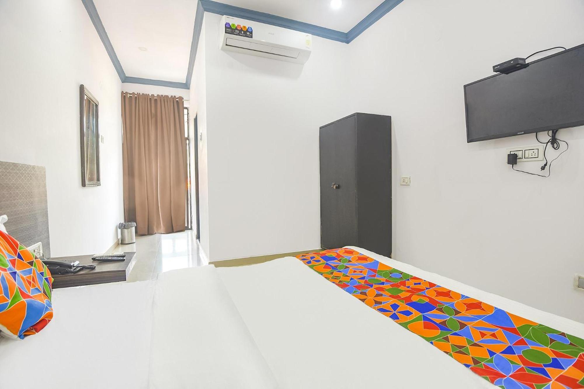 Fabexpress Neo Calangute Beach Resort 外观 照片