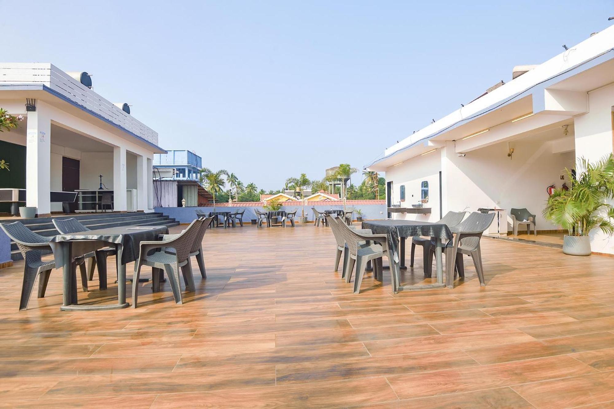Fabexpress Neo Calangute Beach Resort 外观 照片